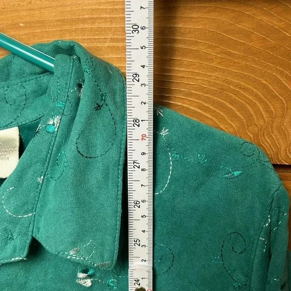 Studio Works Women button down soft top 2X Polyester embroidered business casual - Picture 3 of 8